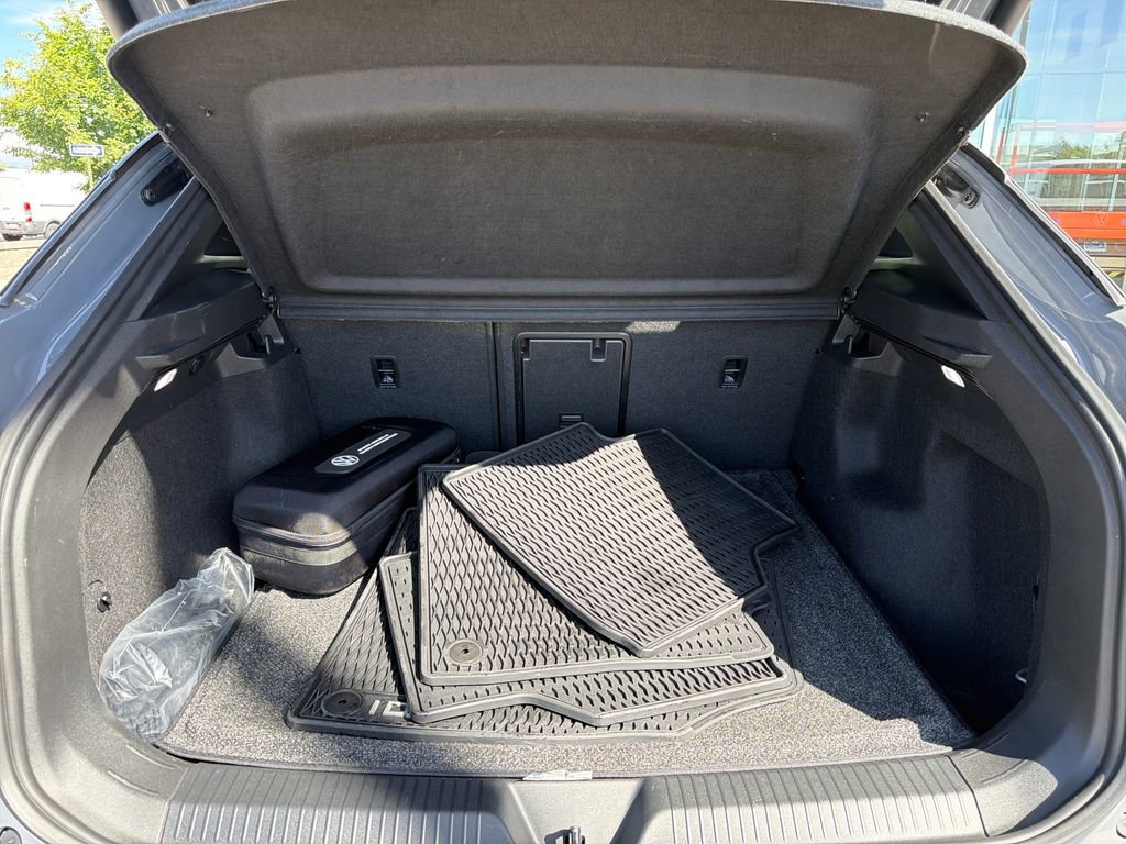 Certified 2025 Volkswagen ID.4 Pro S AWD/4WD image 26