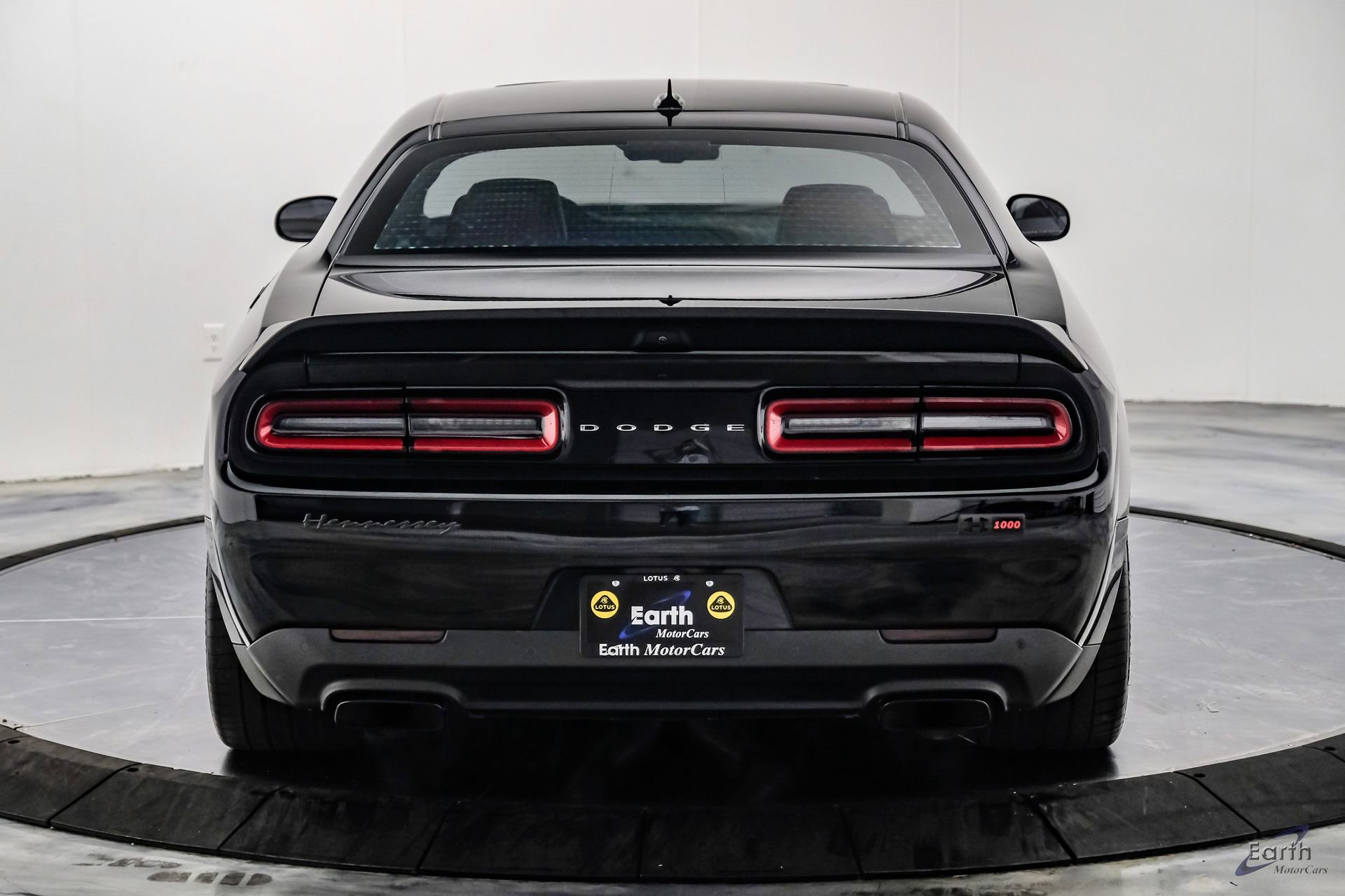 Used 2022 Dodge Challenger SRT Hellcat RWD image 16