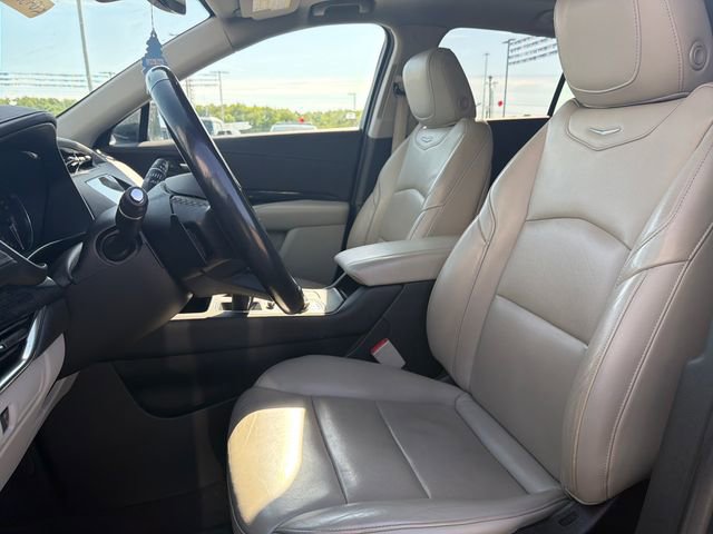 Used 2019 Cadillac XT4 Premium Luxury AWD/4WD image 10