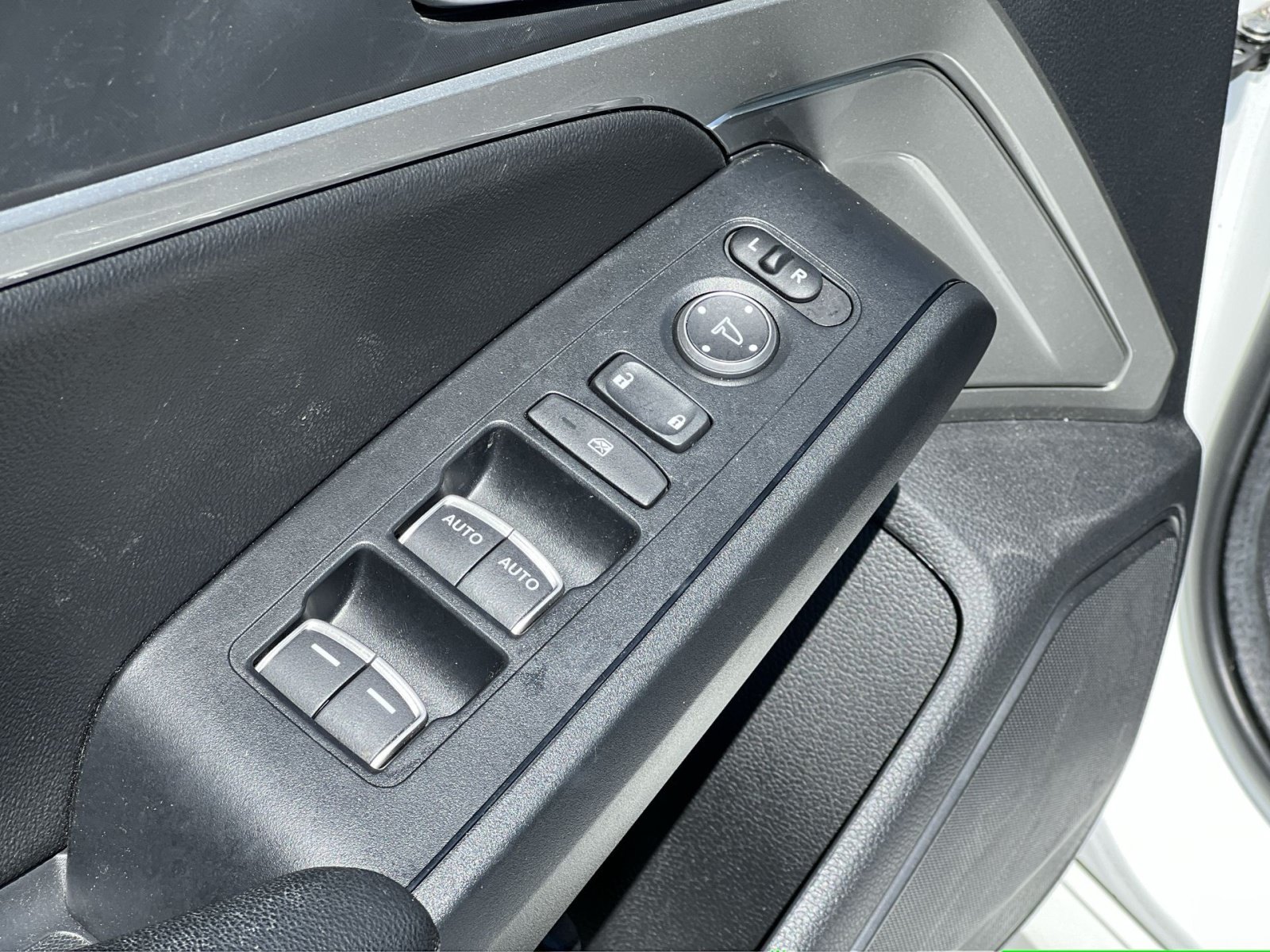 Certified 2024 Acura Integra FWD image 12