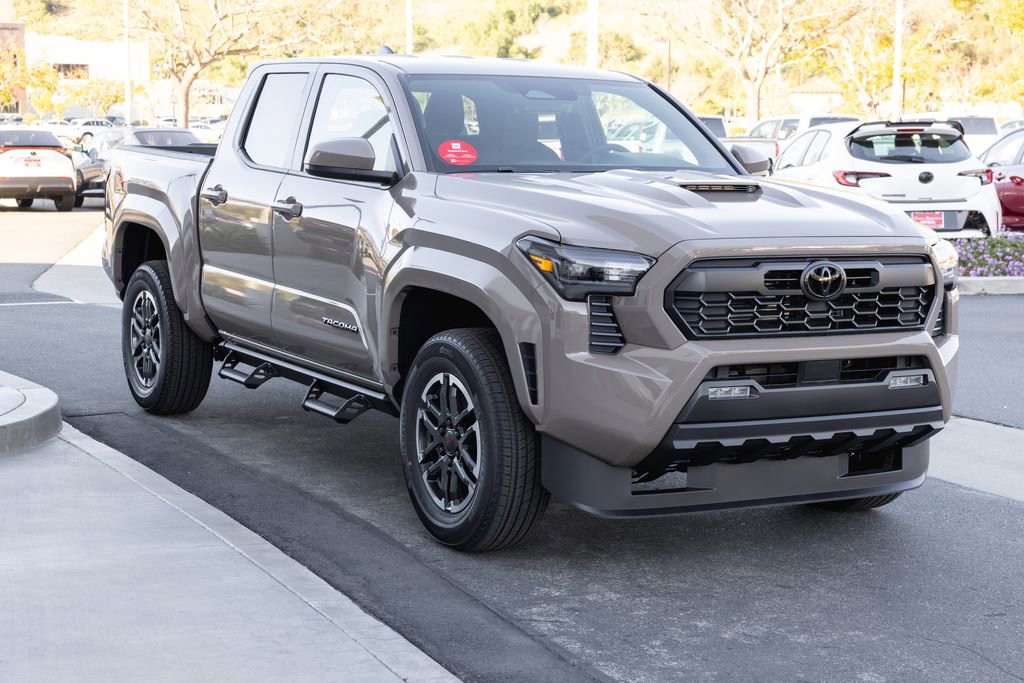 New 2026 Toyota Tacoma TRD Sport image 3