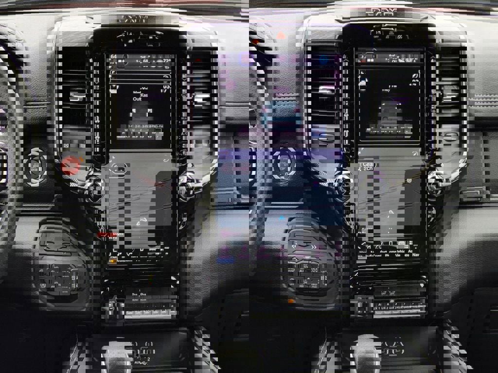 Used 2025 RAM 1500 RHO image 20