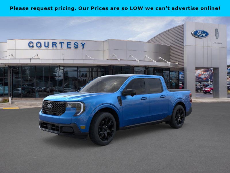 New 2025 Ford Maverick Lariat w/ Black Appearance Package