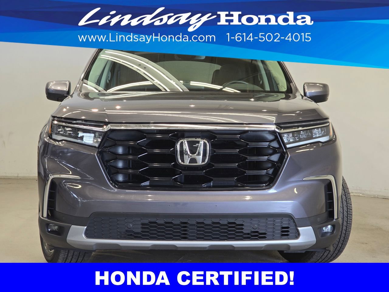 Certified 2024 Honda Pilot Touring image 2