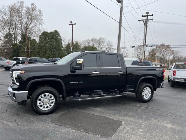 Used 2024 Chevrolet Silverado 2500 LTZ w/ LTZ Convenience Package image 26