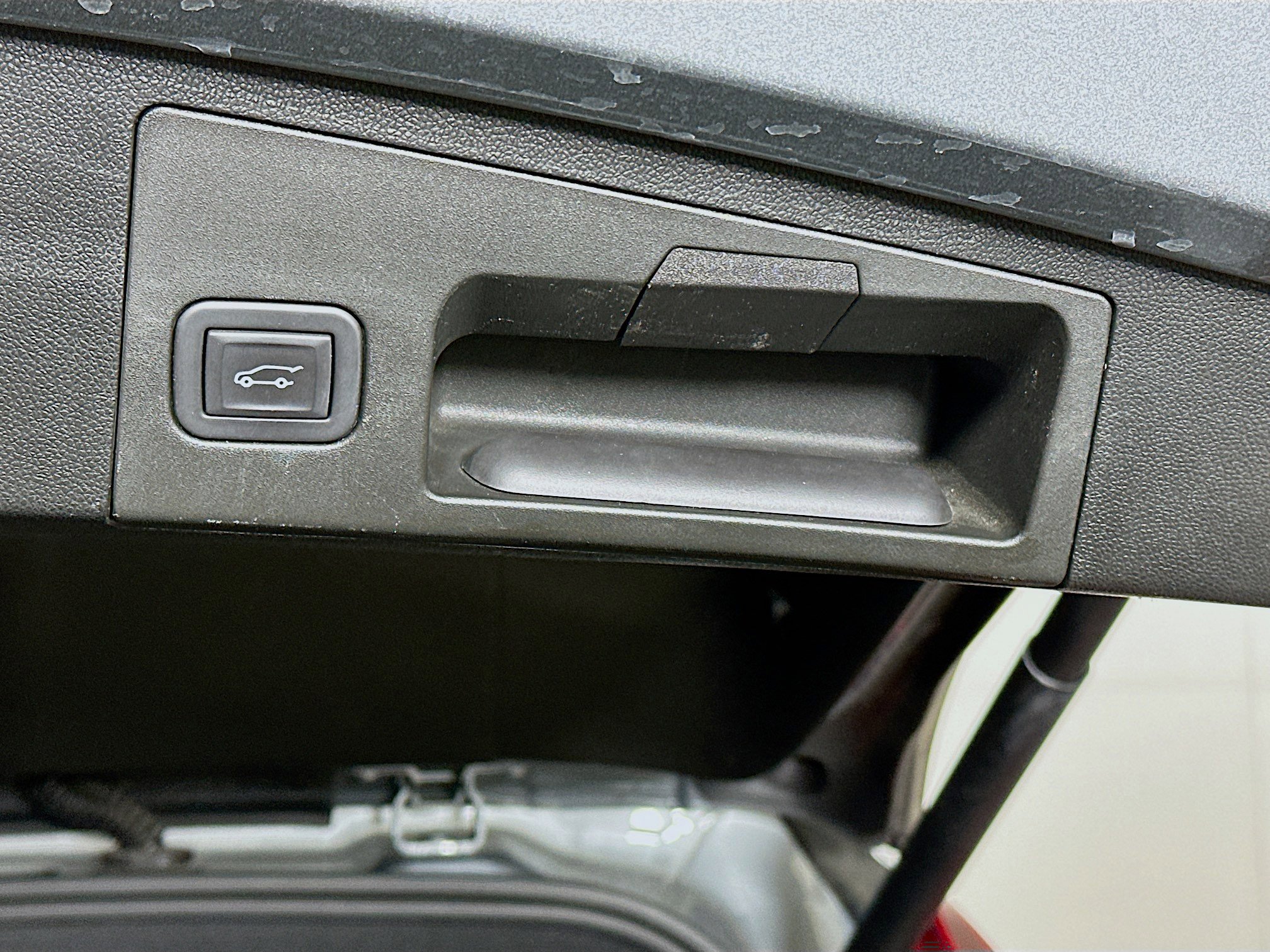 Used 2024 Cadillac XT4 Premium Luxury image 29