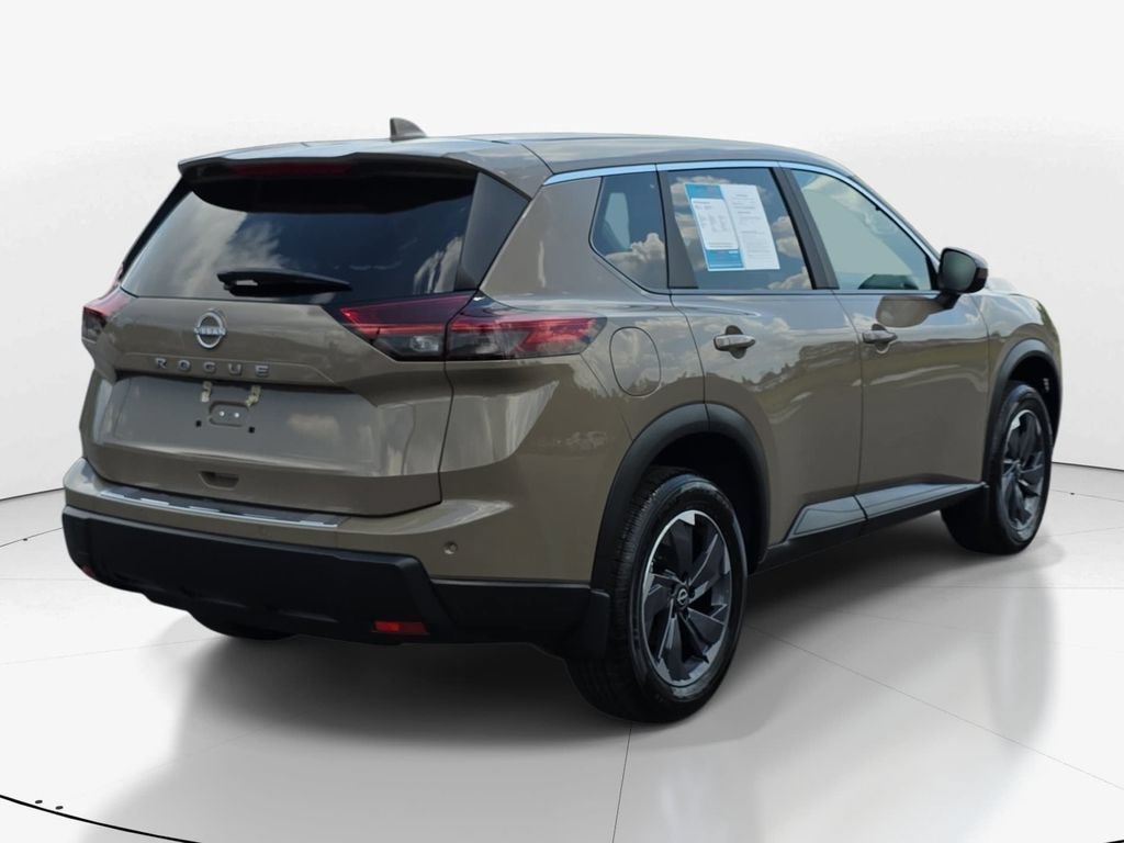 Used 2025 Nissan Rogue SV FWD image 6