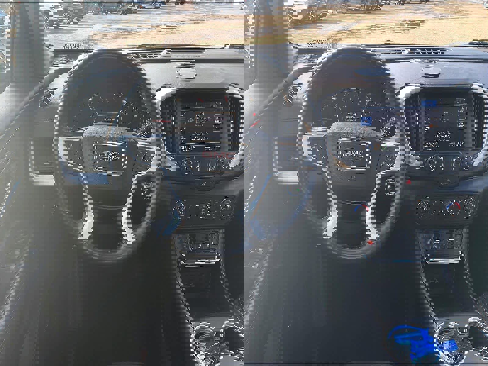 Used 2019 GMC Terrain SLT w/ Preferred Package image 17