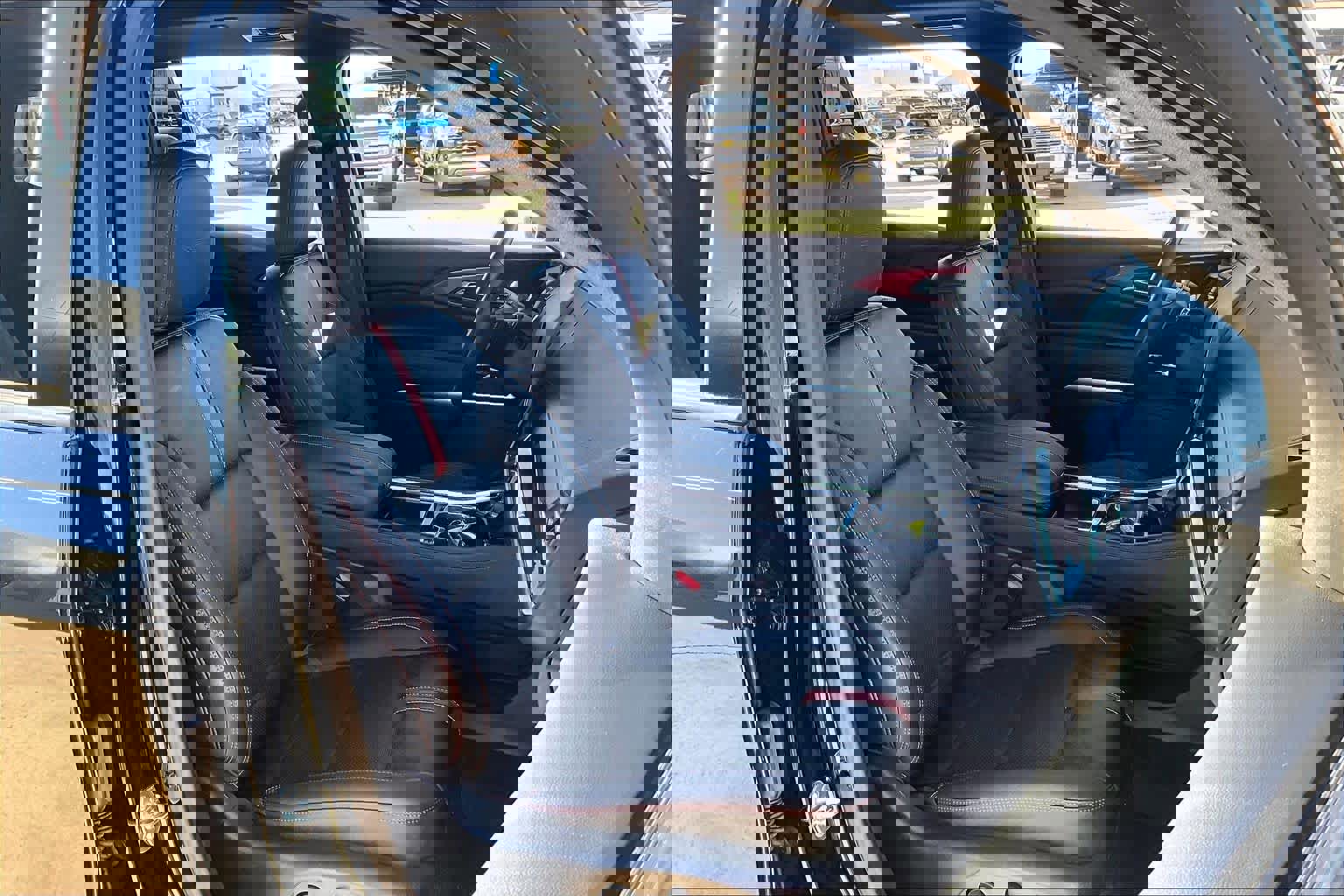 Used 2024 Chevrolet Traverse RS w/ LPO, Floor Liner Package image 9