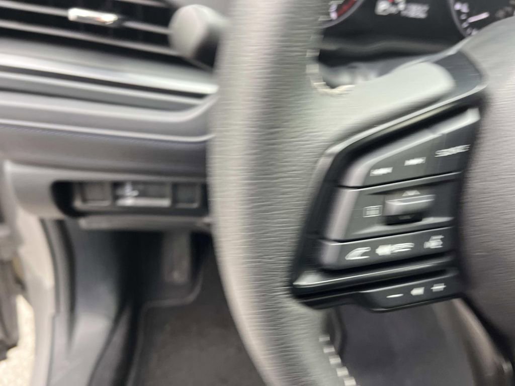 Used 2025 Subaru Forester Premium w/ Convenience Package #2 image 30