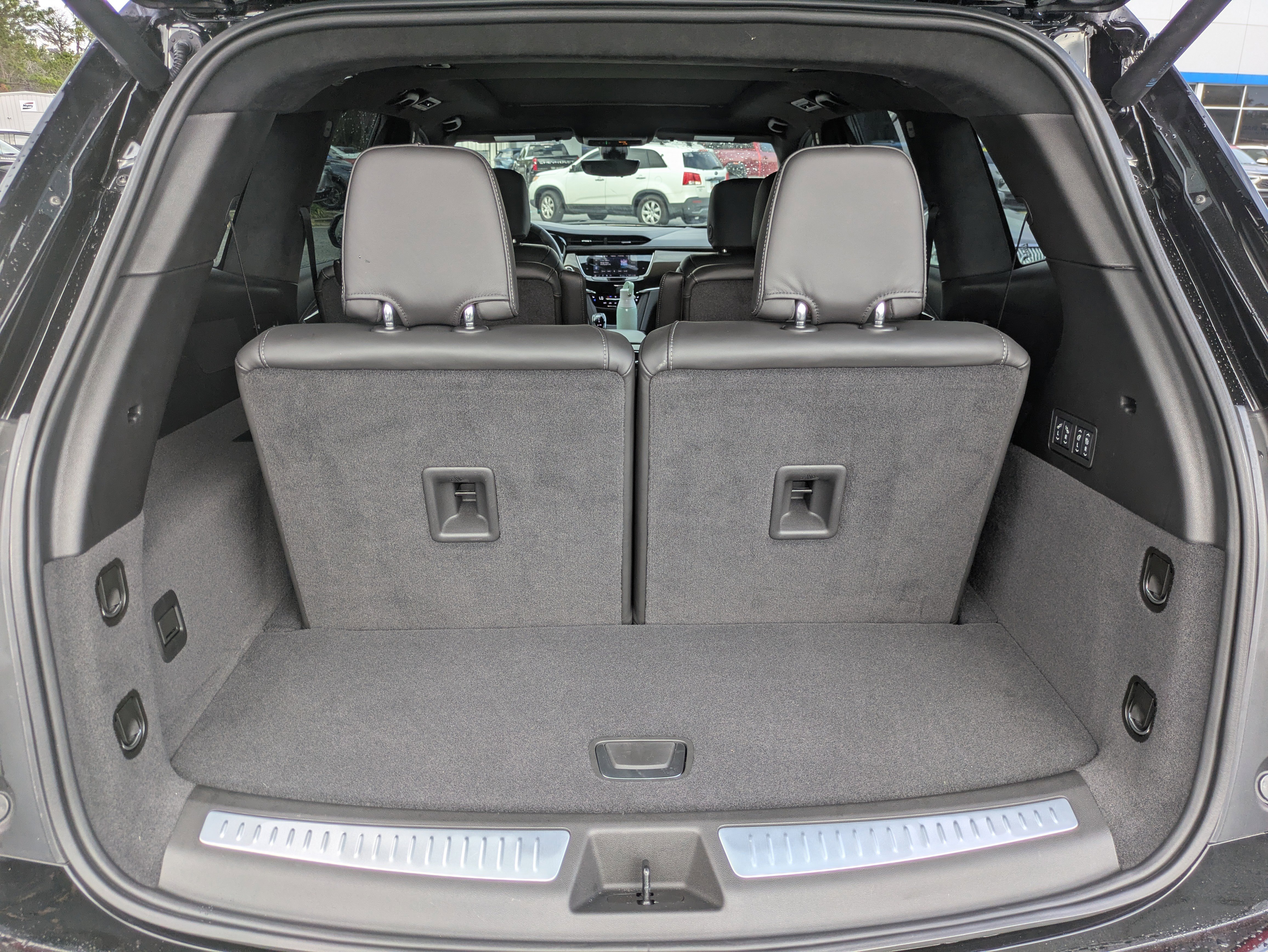 New 2025 Cadillac XT6 Premium Luxury w/ Platinum Package image 7