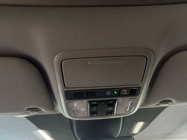 Used 2023 Honda Odyssey Elite image 15
