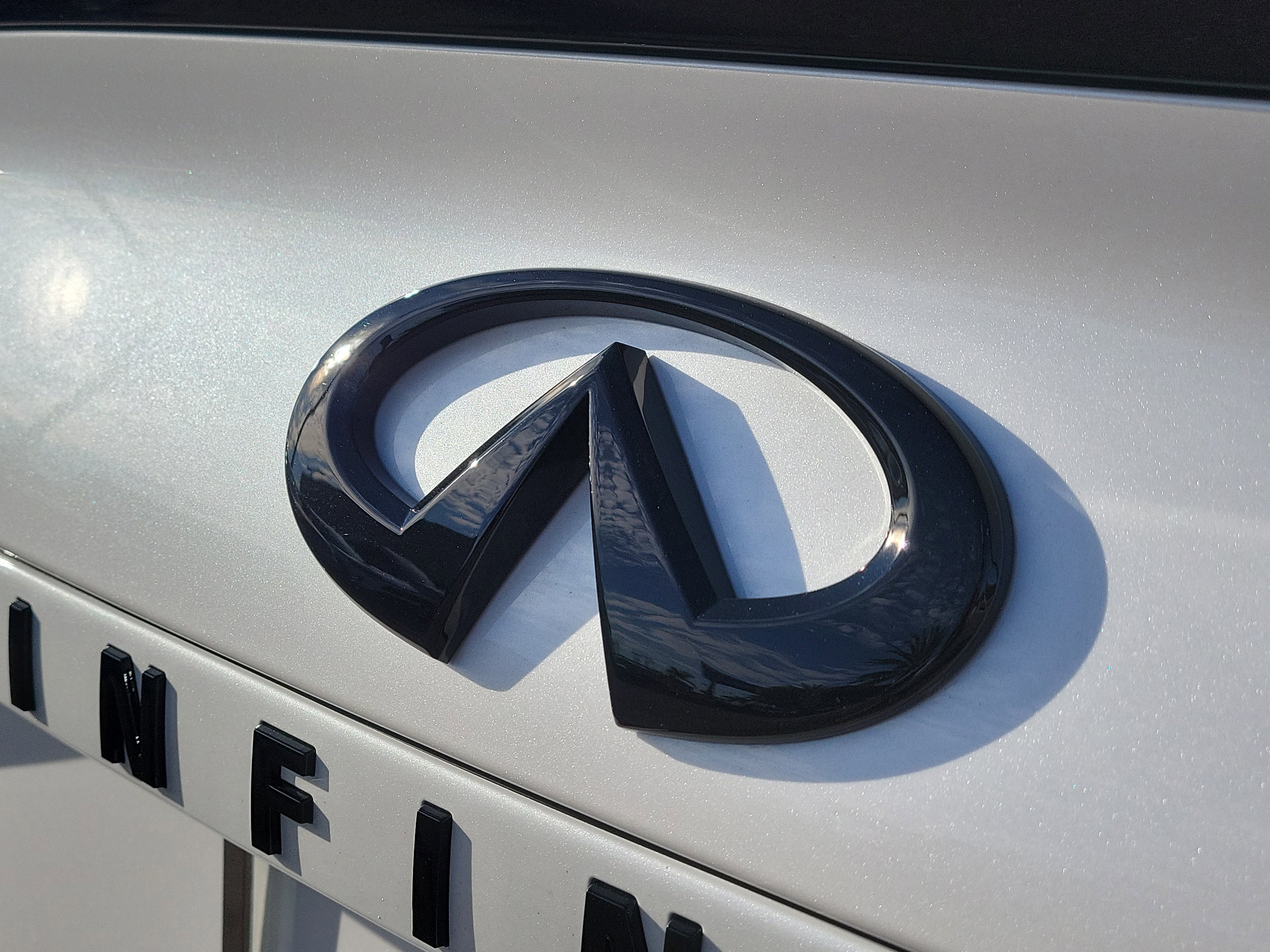 Certified 2025 INFINITI QX50 Sport image 7