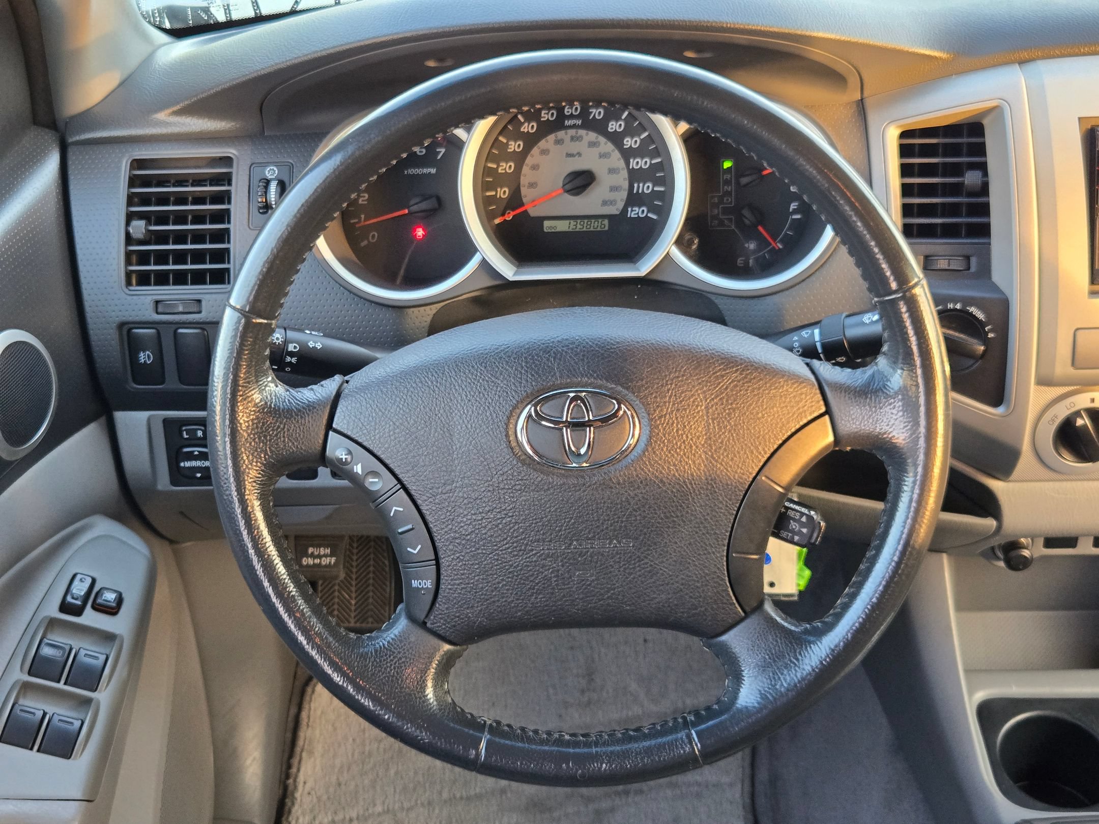 Used 2011 Toyota Tacoma 4x4 Double Cab w/ SR5 Pkg #2 image 26