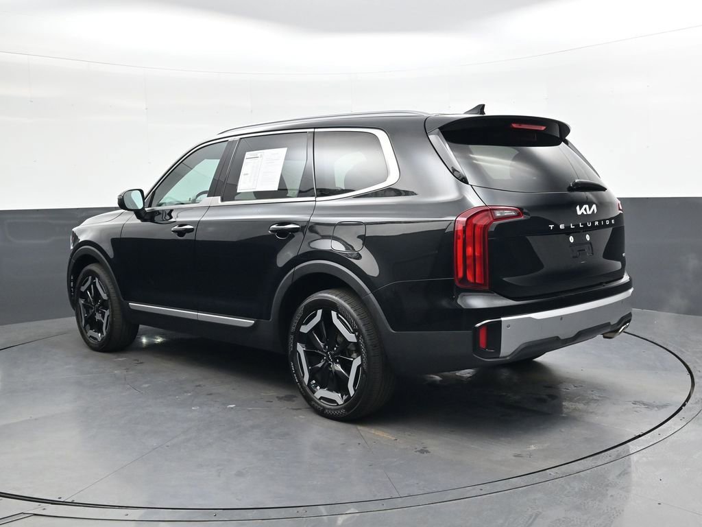Used 2023 Kia Telluride S w/ S Sunroof Package image 6