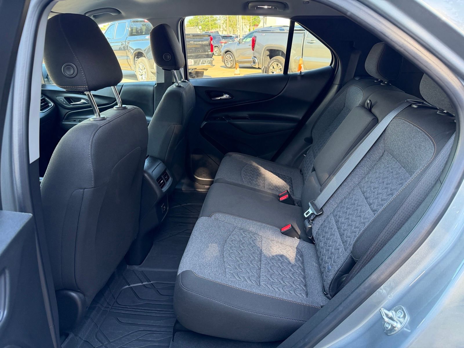 Used 2024 Chevrolet Equinox LT w/ LPO, Floor Liner Package FWD image 25