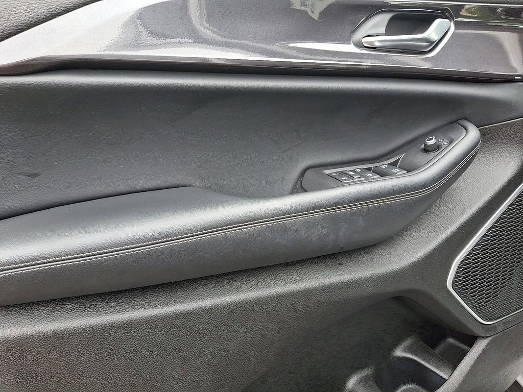 Used 2022 Jeep Grand Cherokee L Laredo w/ Luxury Tech Group I image 13