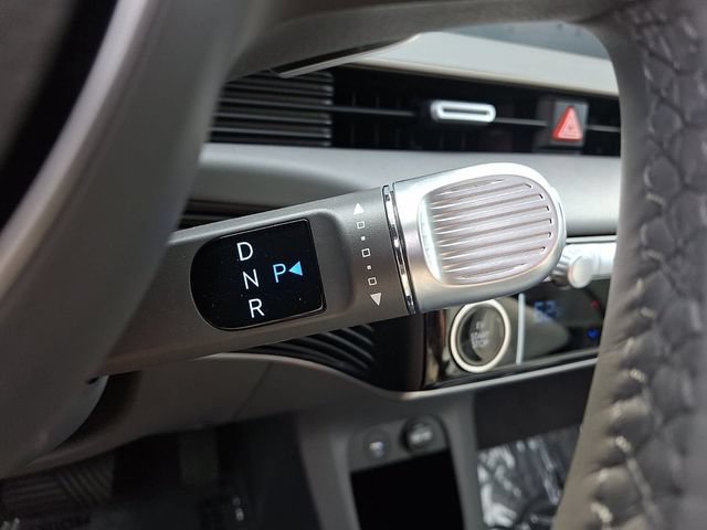 Used 2024 Hyundai Ioniq 5 Limited AWD/4WD image 15