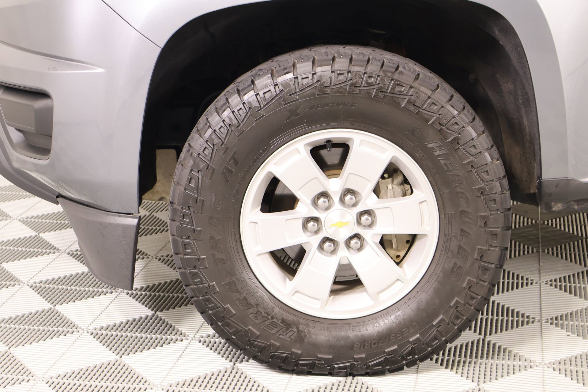 Used 2020 Chevrolet Colorado W/T w/ WT Convenience Package AWD/4WD image 16
