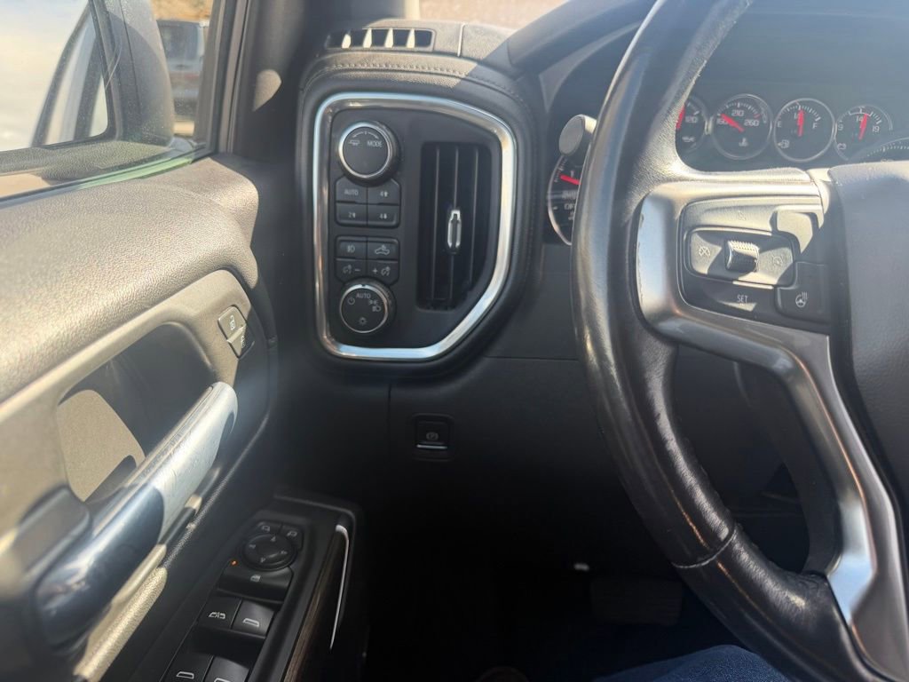 Used 2021 Chevrolet Silverado 1500 LT Trail Boss w/ Convenience Package II image 10