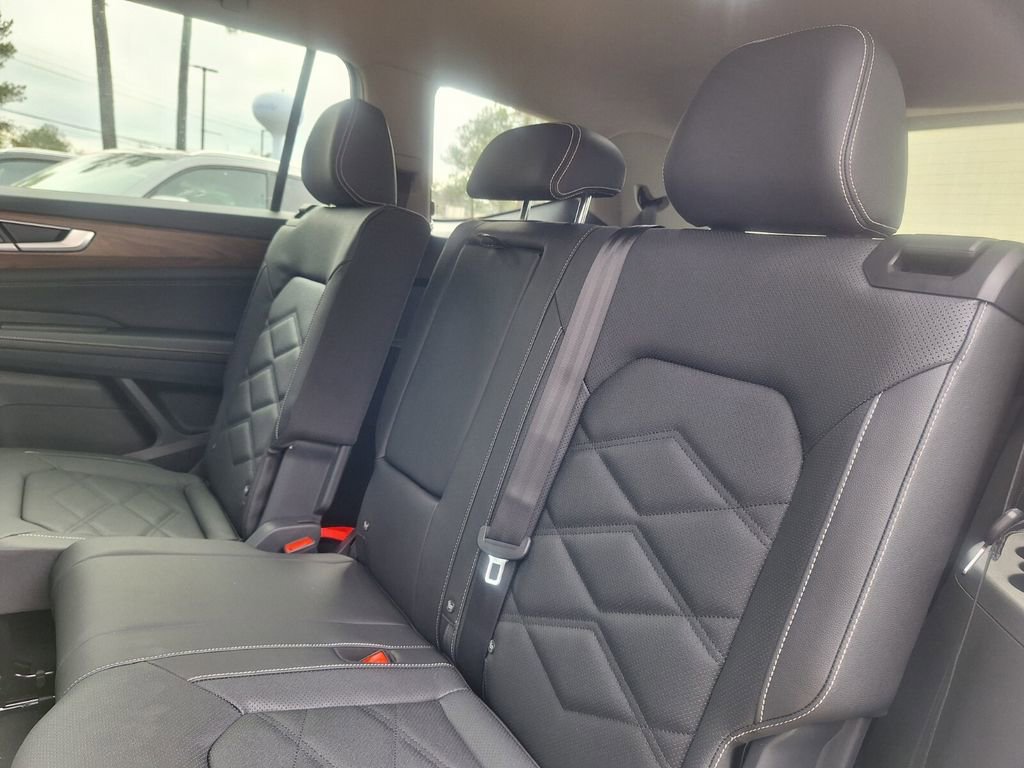 New 2026 Volkswagen Atlas SE image 23