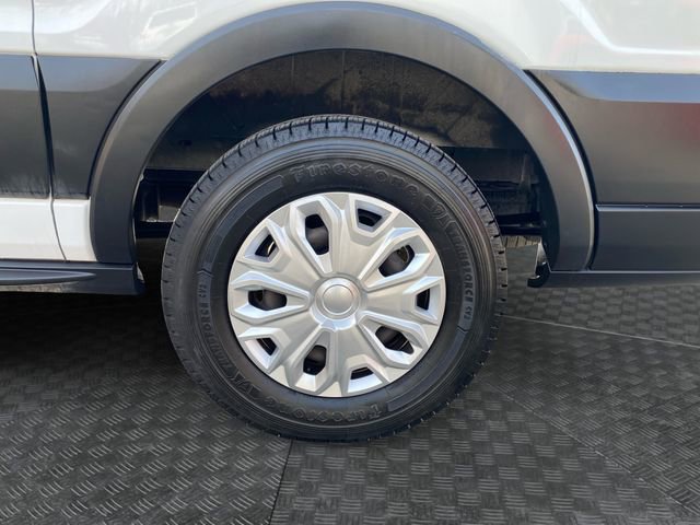 Used 2019 Ford Transit 150 XLT image 31
