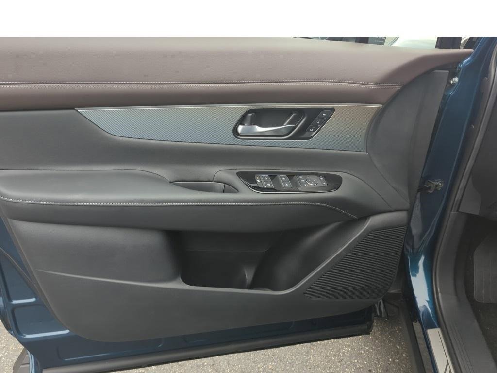 New 2025 Nissan Murano Platinum w/ Cargo Package image 9