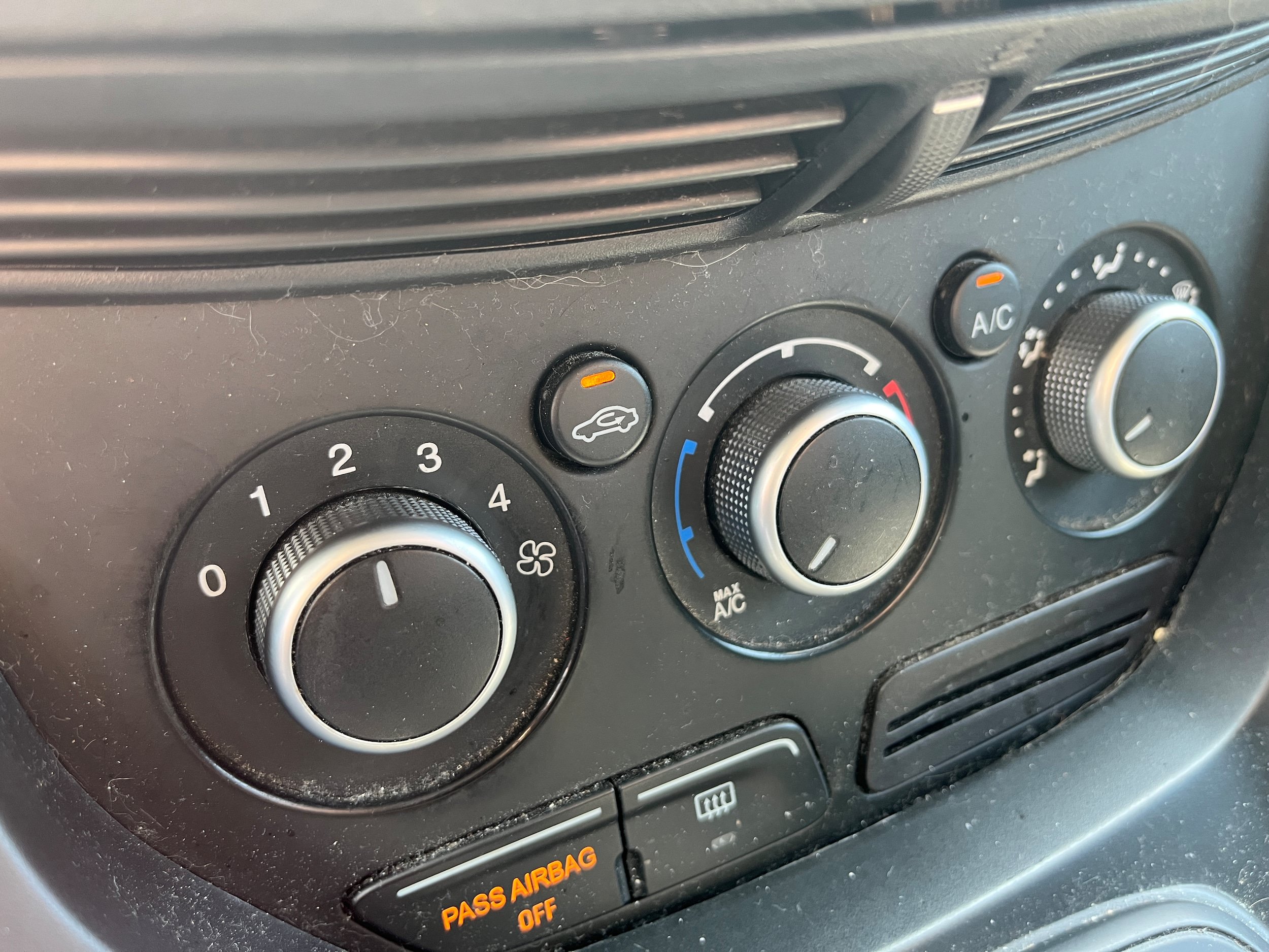 Used 2016 Ford Escape SE AWD/4WD image 14
