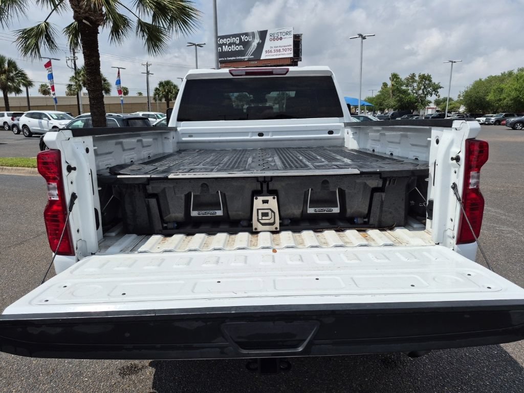 Used 2024 Chevrolet Silverado 2500 Custom w/ Custom Convenience Package RWD image 17