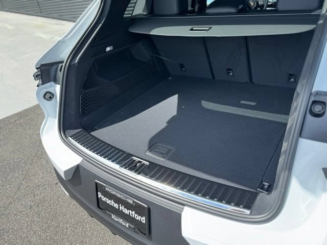 New 2026 Porsche Cayenne AWD/4WD image 35