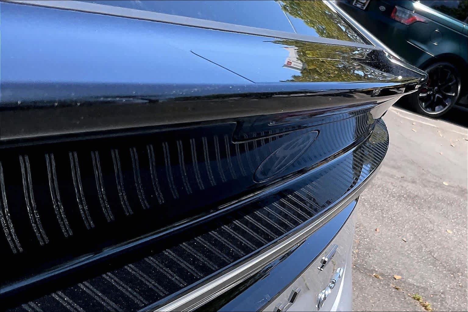 Certified 2026 Toyota Prius Plug-In Hybrid FWD image 30