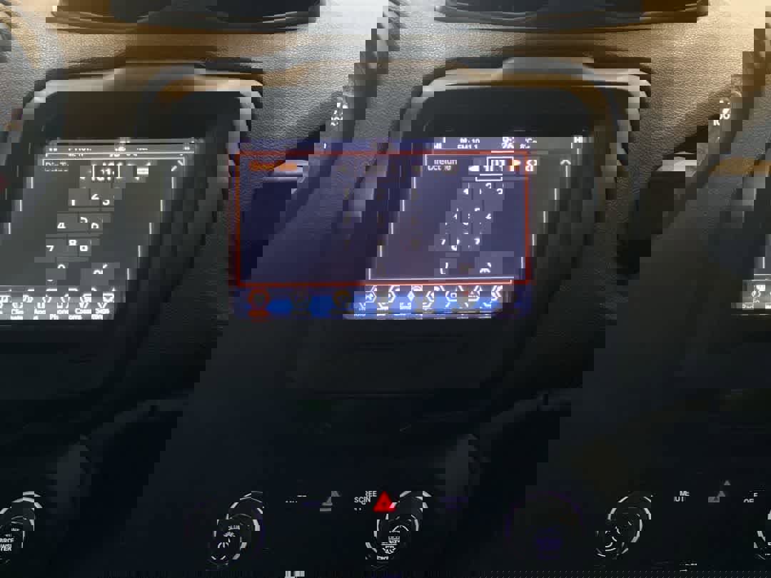 Used 2018 Jeep Renegade Sport w/ Power & Air Group AWD/4WD image 19