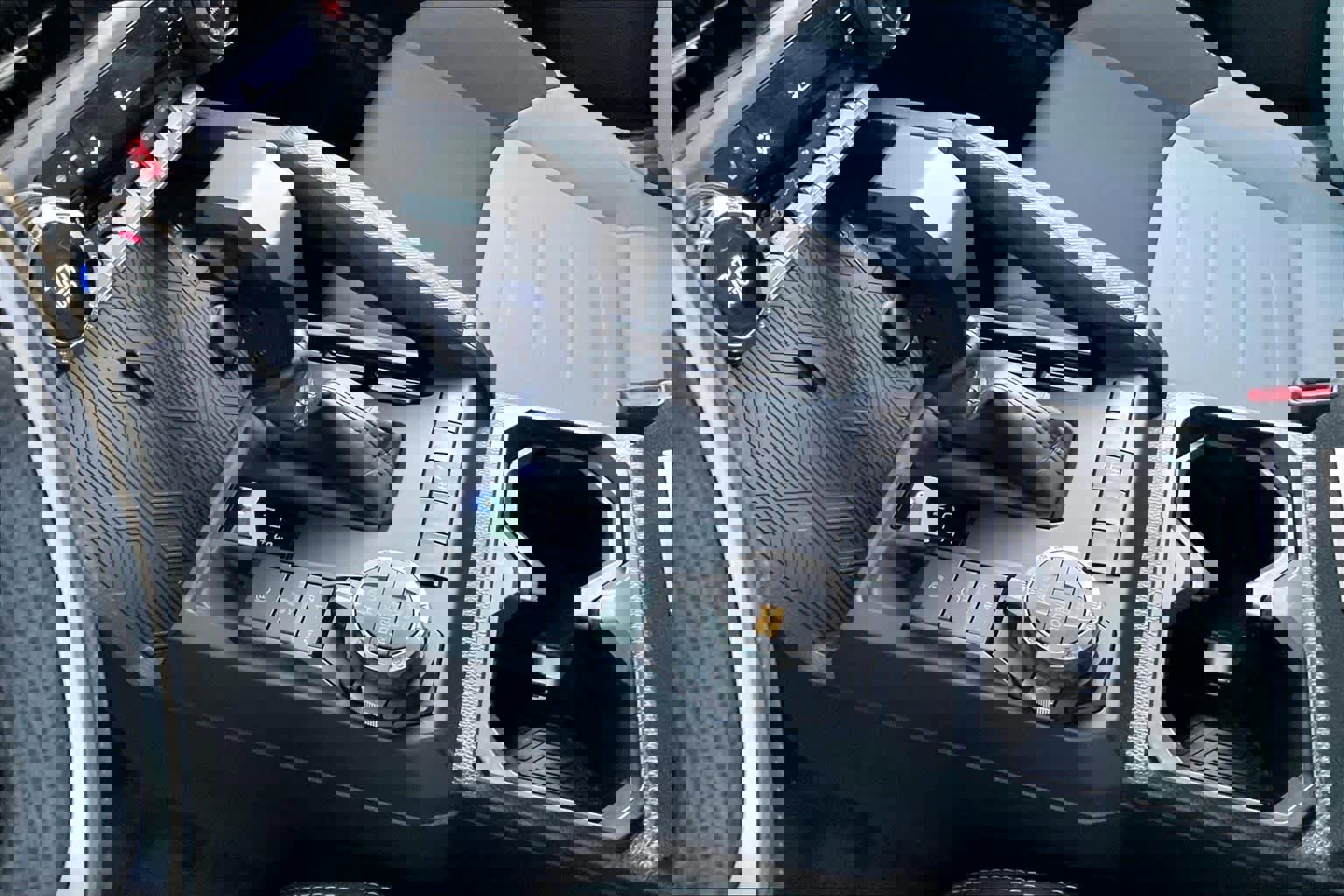 Used 2024 Toyota Tacoma TRD Off-Road image 16