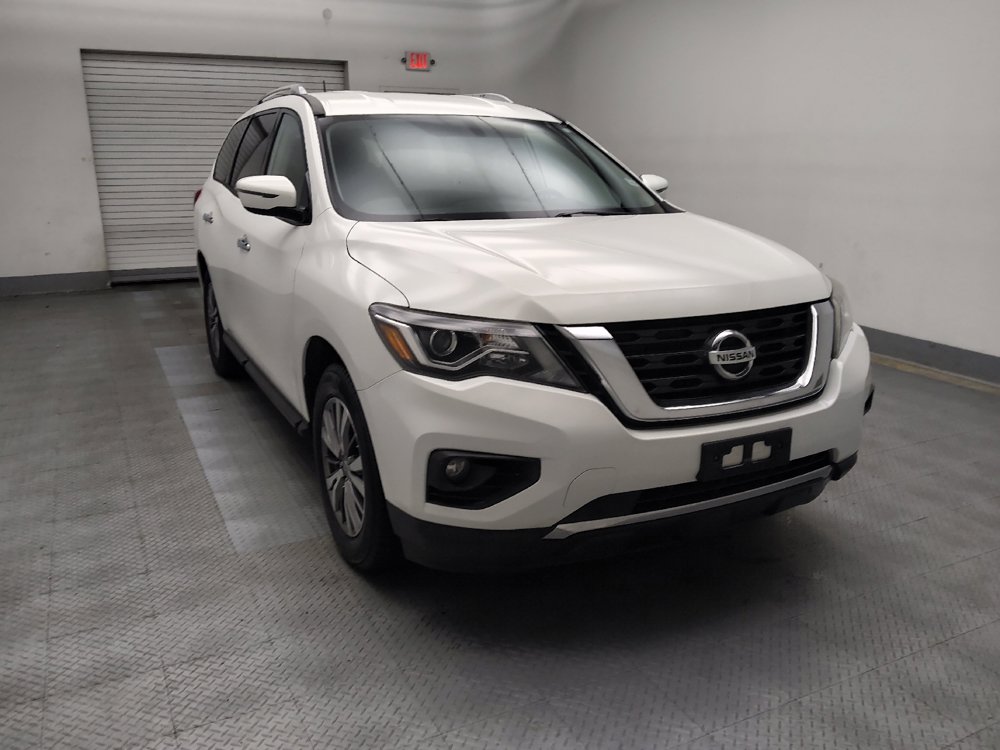 Used 2018 Nissan Pathfinder SV AWD/4WD image 13