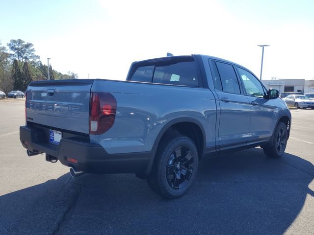 New 2026 Honda Ridgeline Black Edition image 4