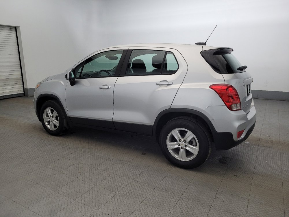 Used 2018 Chevrolet Trax LS image 3
