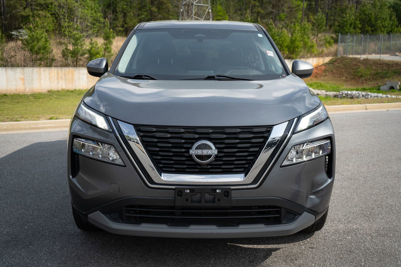 Used 2023 Nissan Rogue SV video 2