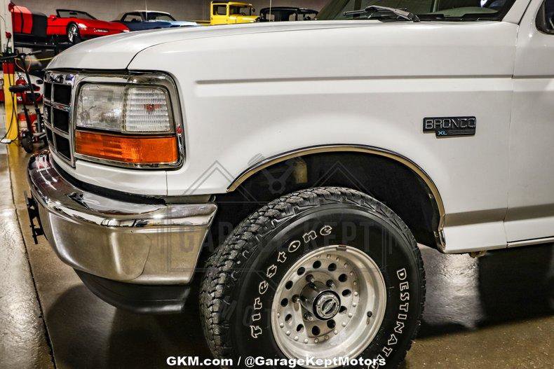Used 1994 Ford Bronco XL image 32