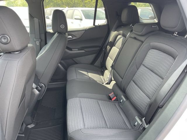 New 2027 Chevrolet Equinox LT w/ LPO, Floor Liner Package FWD image 22
