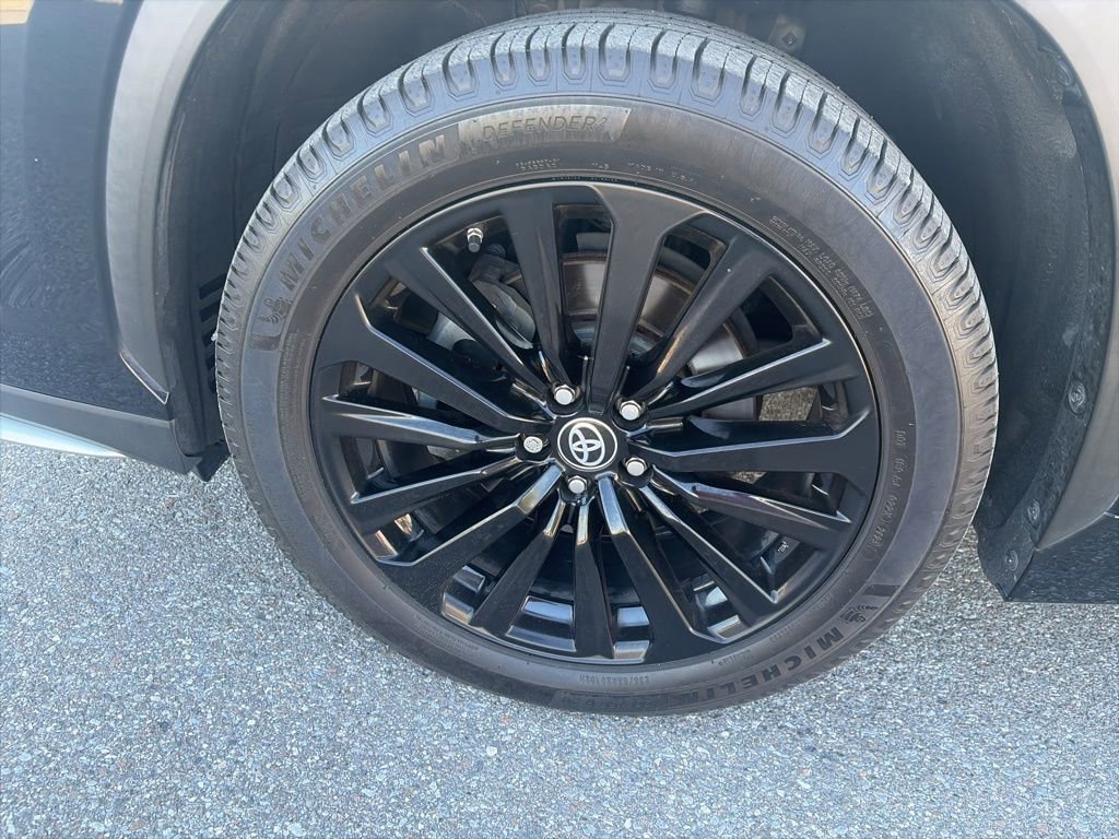 Used 2021 Toyota Highlander XSE image 12