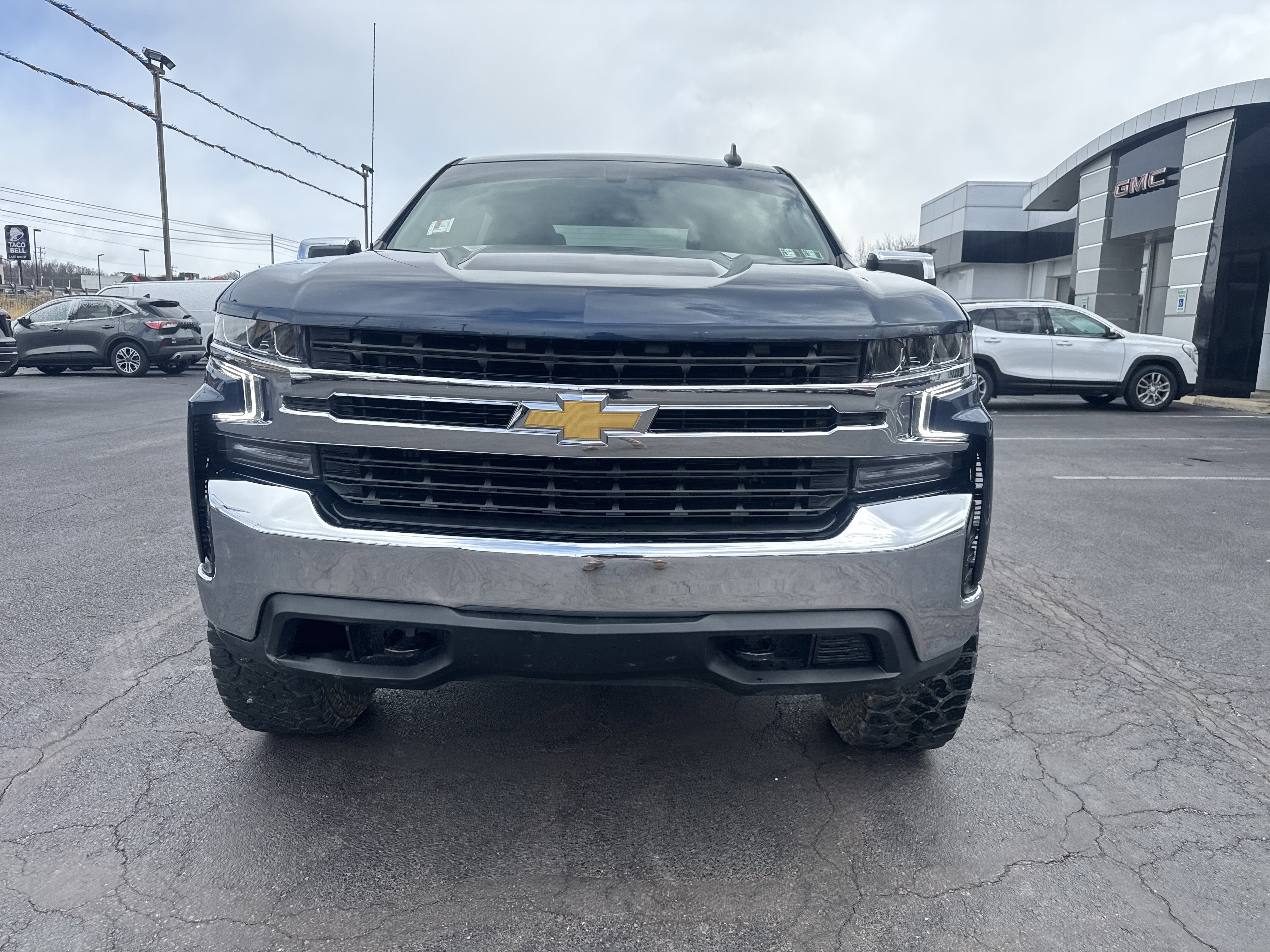 Used 2022 Chevrolet Silverado 1500 LT w/ Bed Protection Package image 9