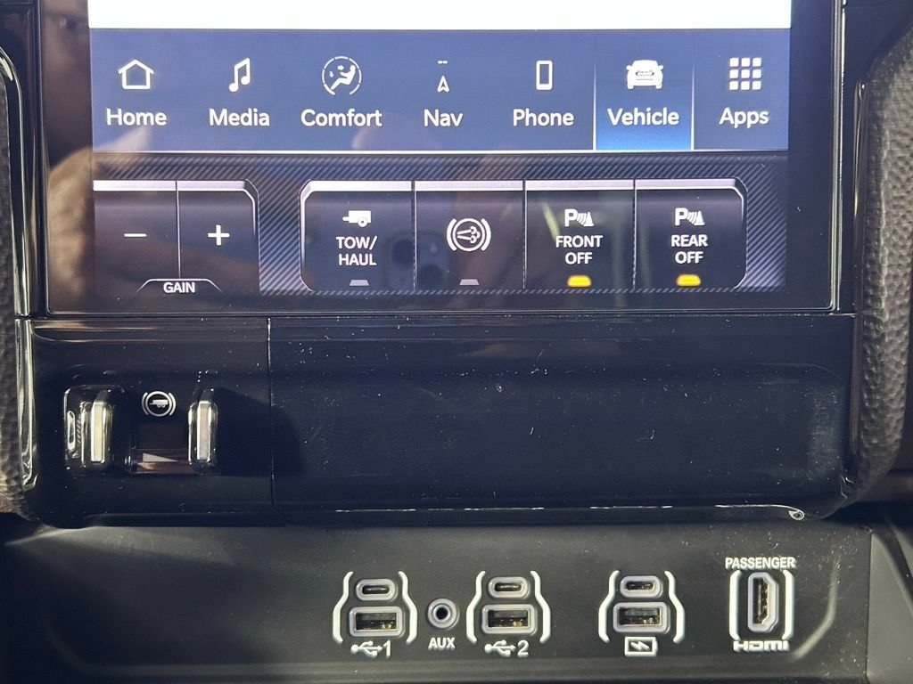 Used 2025 RAM 3500 Longhorn AWD/4WD image 25