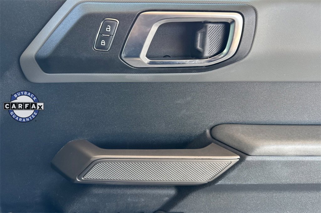 Used 2022 Ford Bronco Black Diamond image 23