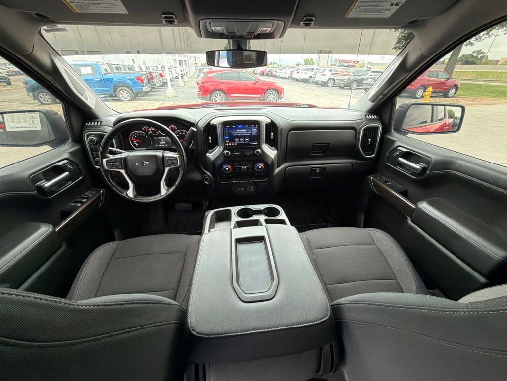 Used 2019 Chevrolet Silverado 1500 LT Trail Boss w/ Convenience Package AWD/4WD image 19