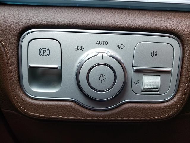 Used 2024 Mercedes-Benz GLS 450 4MATIC image 29