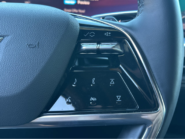 Certified 2025 Cadillac Escalade Premium Luxury RWD image 34