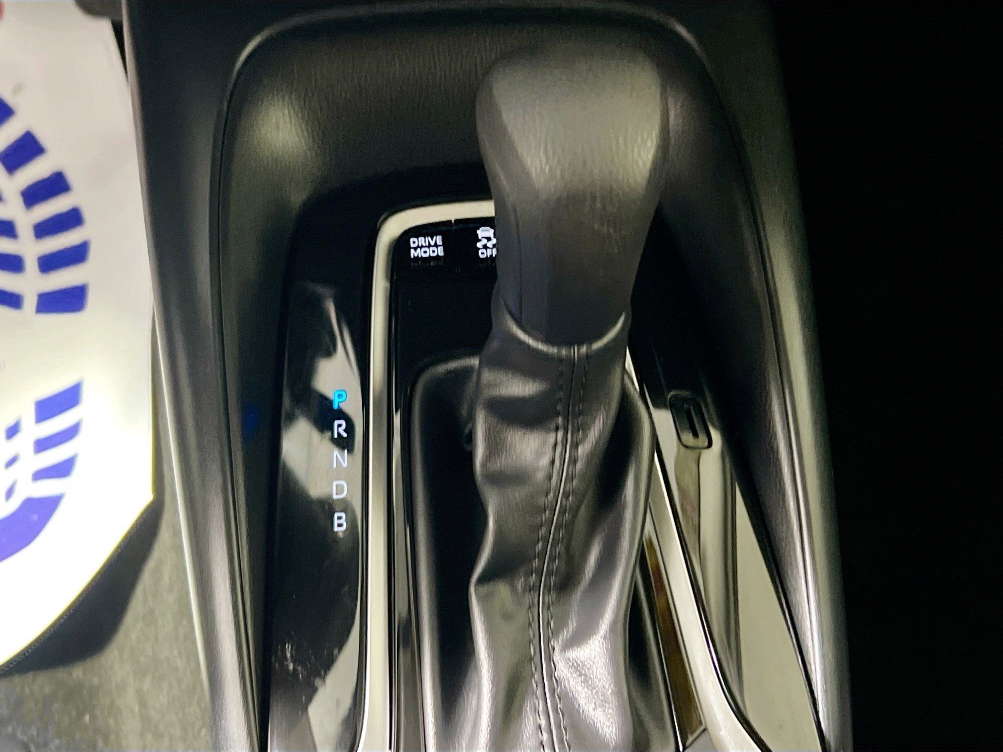 Used 2025 Toyota Corolla LE image 24