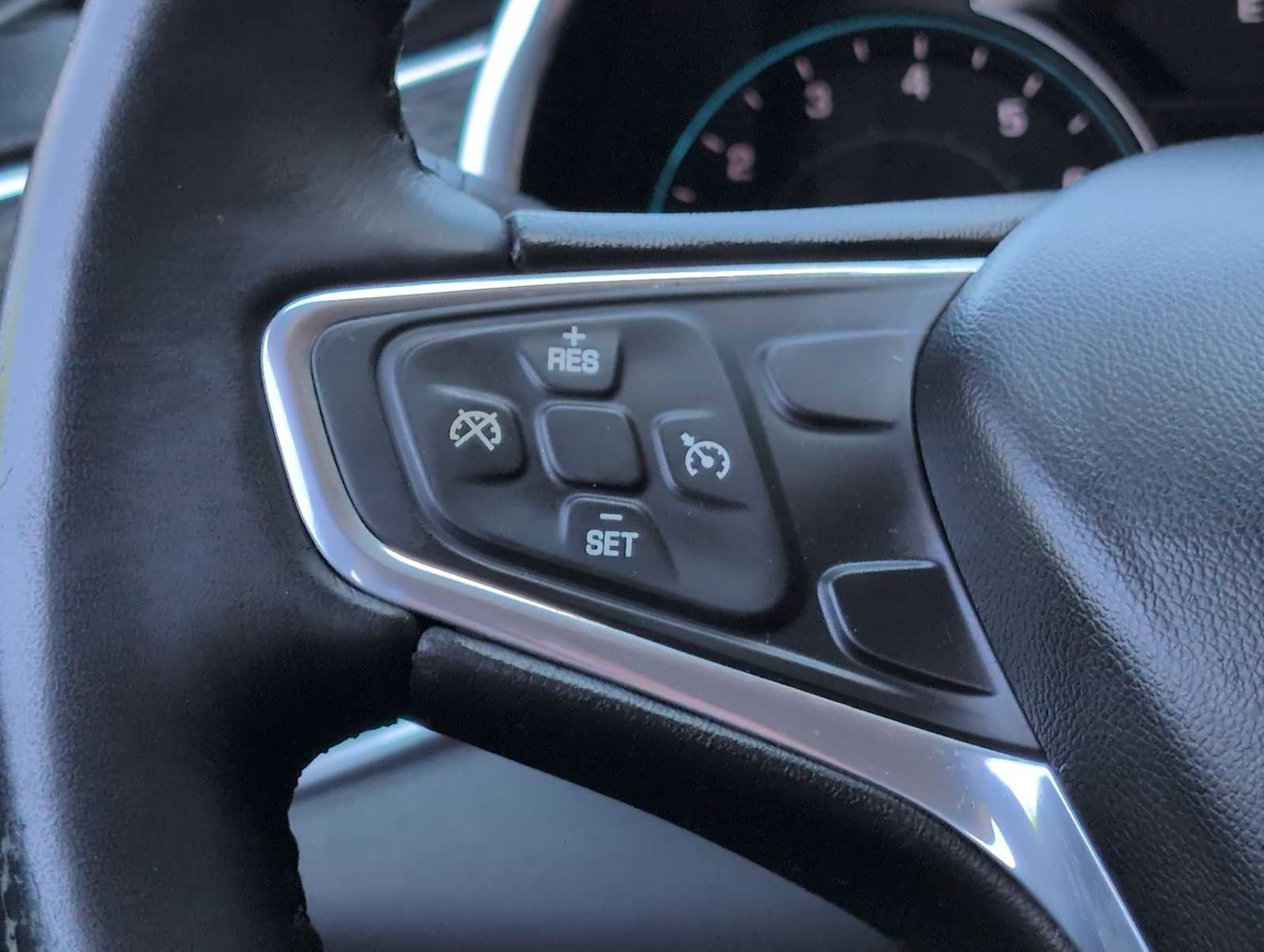 Used 2016 Chevrolet Malibu LT FWD image 23