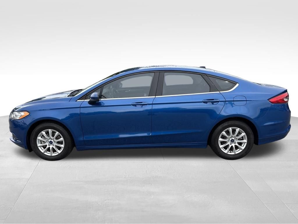 Used 2018 Ford Fusion S FWD image 26