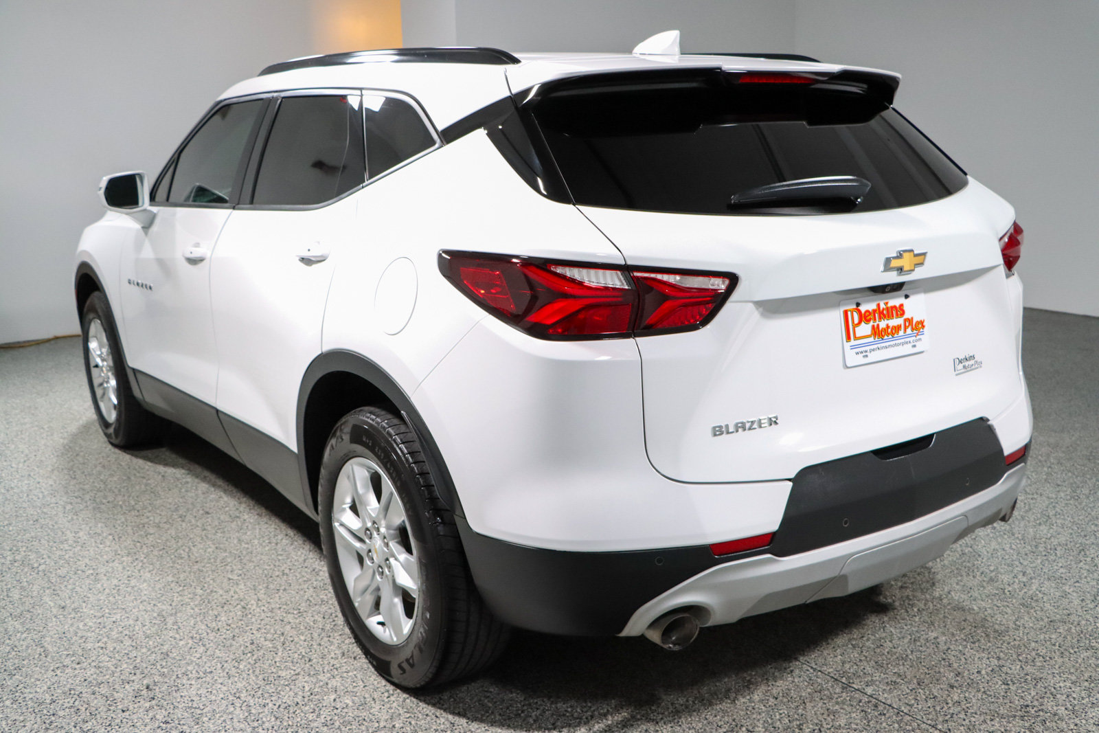 Used 2019 Chevrolet Blazer LT w/ Sound & Technology Package FWD image 9